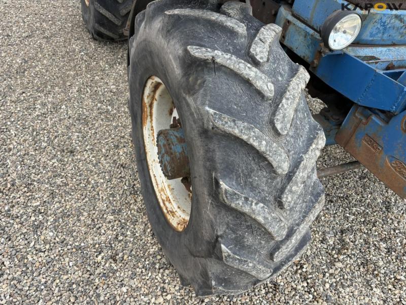 Ford TW-10 tractor 68