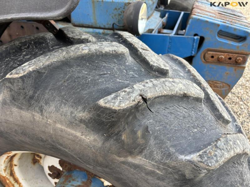 Ford TW-10 tractor 69