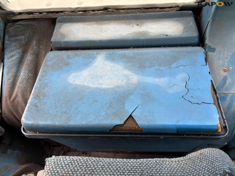 Ford TW35 tractor 61