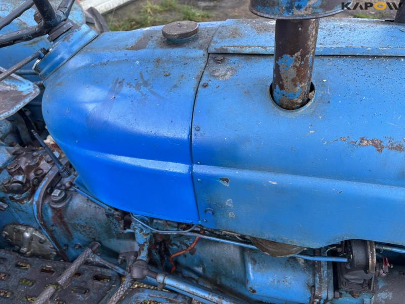 Fordson Dexta diesel tractor 21