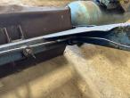 Fordson Dexta with front loader 15