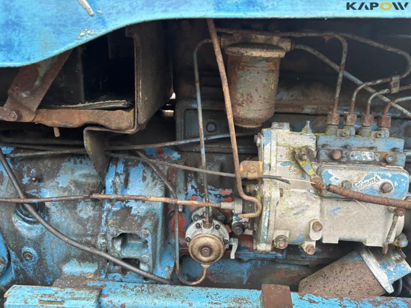 Fordson Super Major 2 WD tractor 23