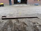 Extension arm with Hydrema hitch 6