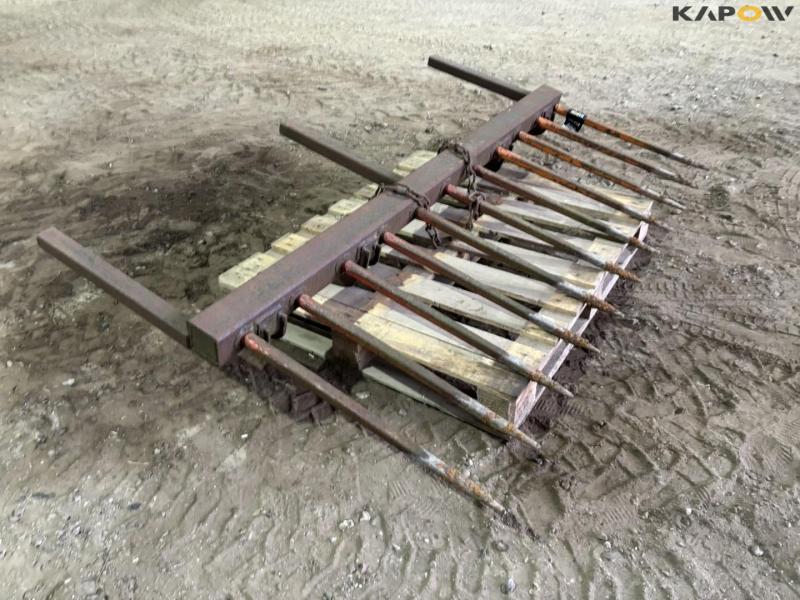 Attachment for shovel 3