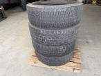 Different size tires 17