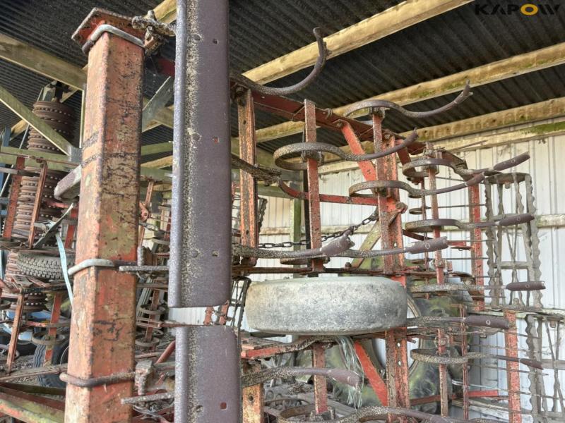 Fraugde 7-section seedbed harrow 44