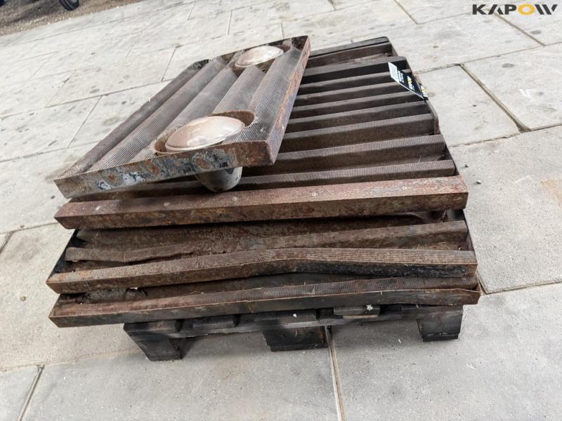 Front grill - 2 pcs. 9