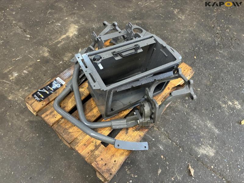 Front and fender holder for Agco 1