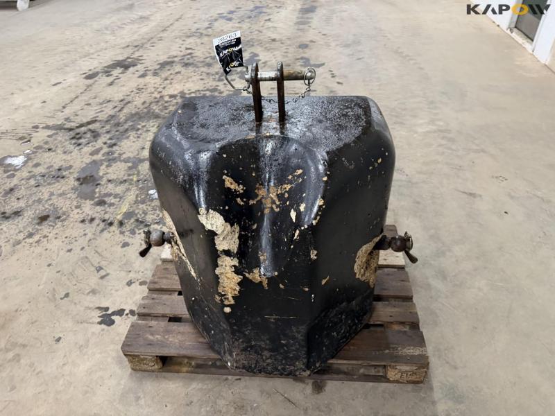 Front block 800kg 18