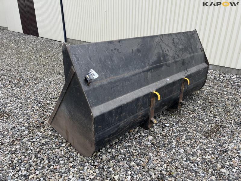 Front shovel with SMS hitch 7