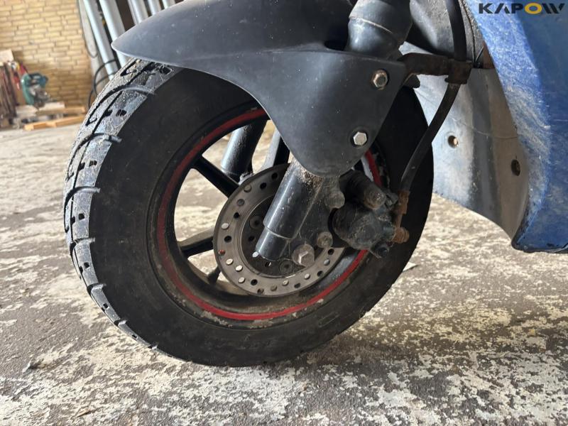 GA Explora 30 km/h moped 9