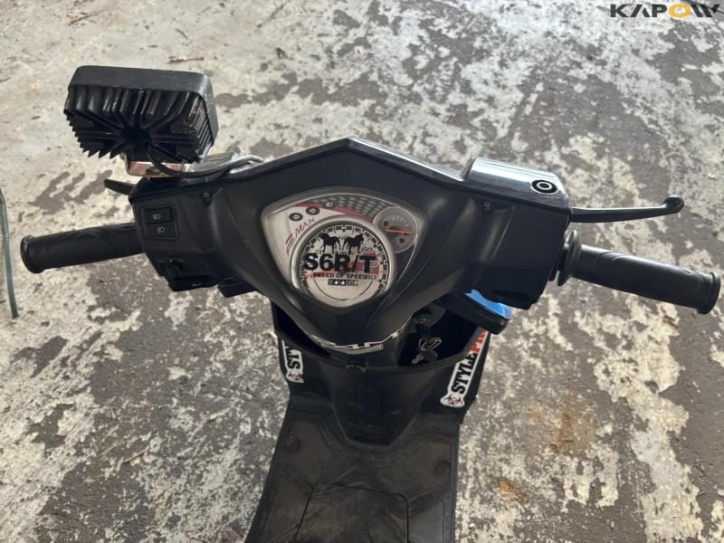 GA Explora 30 km/h moped 21