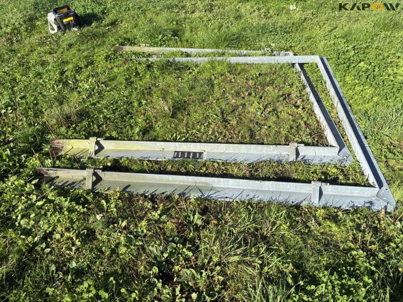 Galvanized door frame - 2 pieces 7