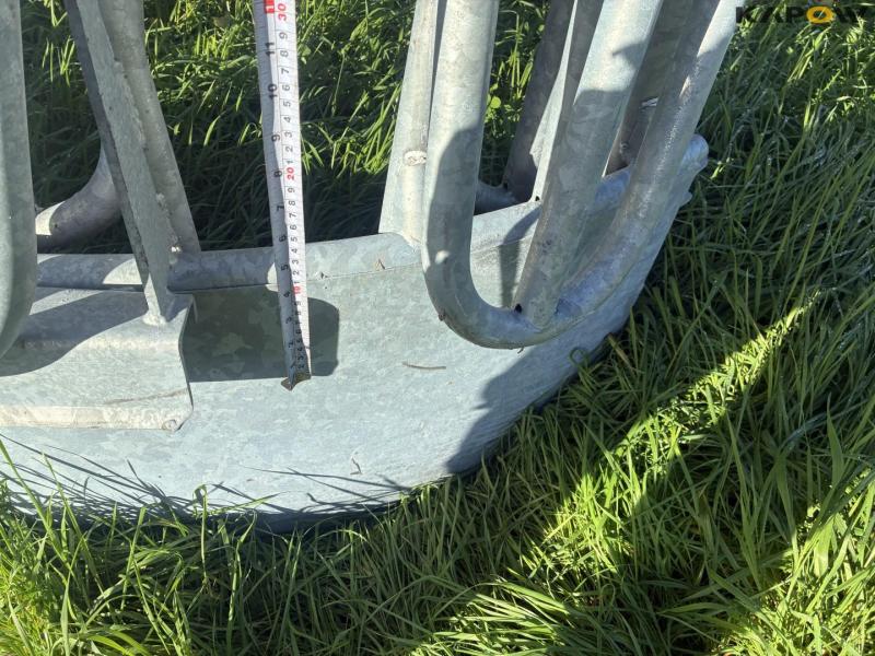 Galvanized feed fence 12