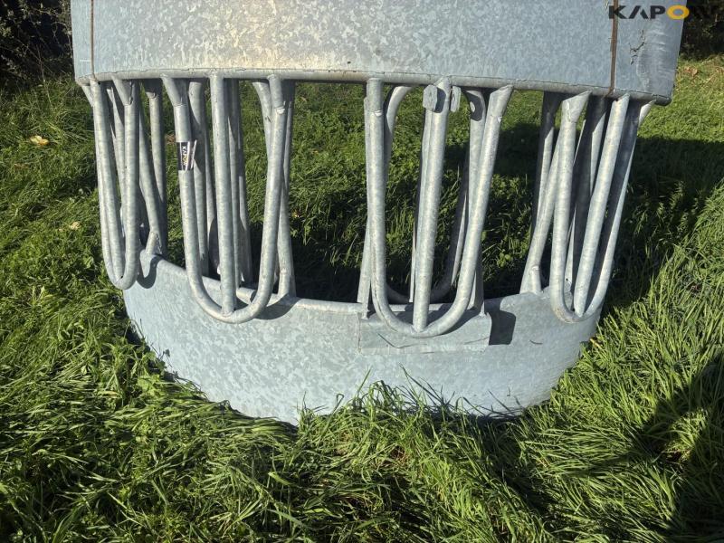 Galvanized feed fence 15
