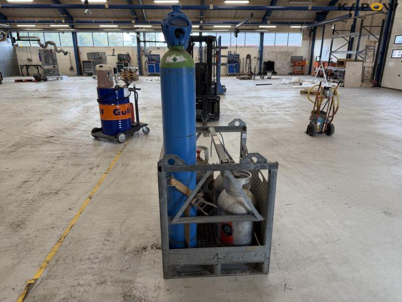 Gas cylinder arch with contents 6