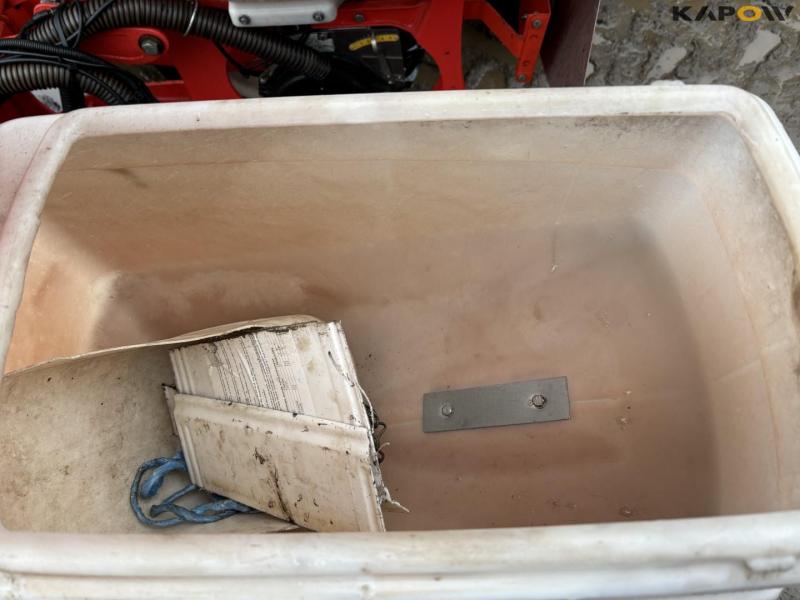 Gaspardo 12 row corn seeder 15