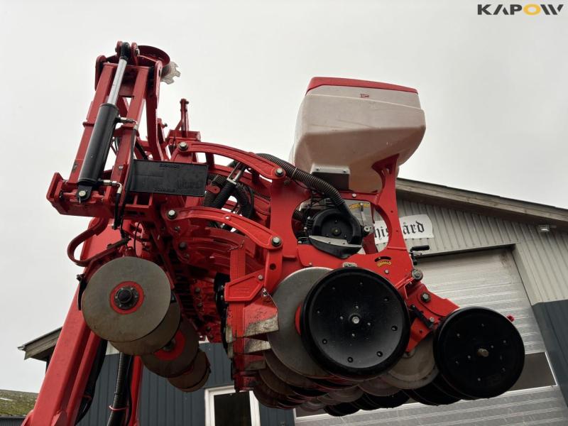 Gaspardo 12 row corn seeder 16