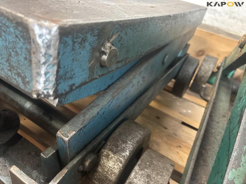 Gearbox jacks 19