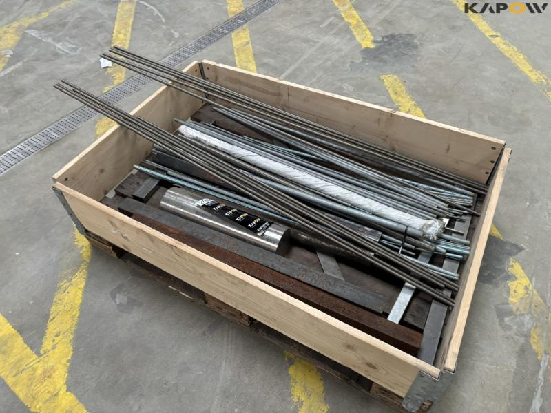 Threaded rods and iron 2