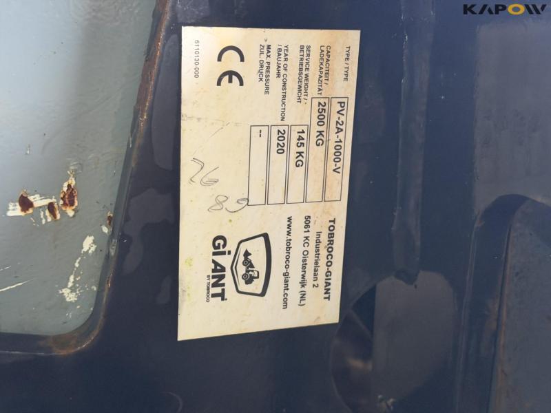 Giant G2500 HD skid steer loader 54