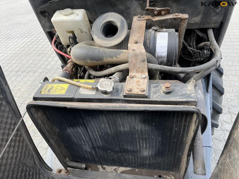 Giant V452T HD skid steer loader 22