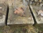 Lattice mast + concrete base 9