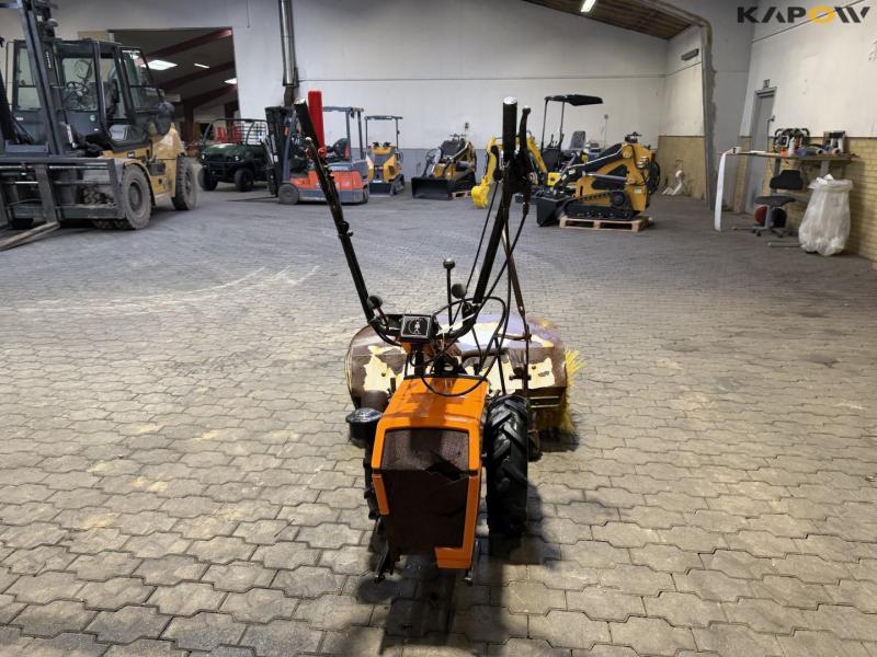 Goldoni 58A tool carrier with broom 6