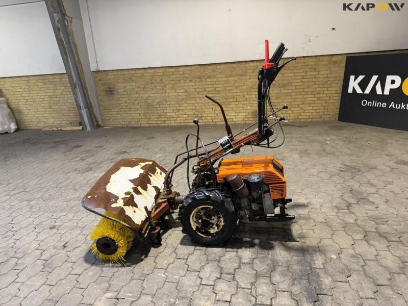 Goldoni 58A tool carrier with broom 8