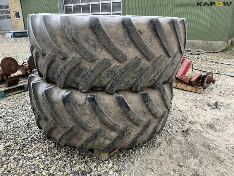 Good Year 650/65-R38 tires 7