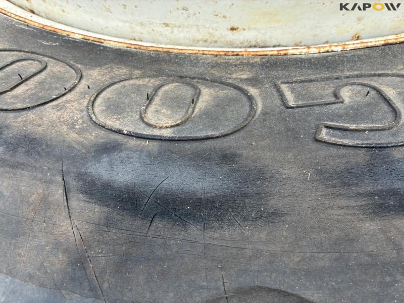 Goodyear 18.4-R38 twin wheels with locks 7