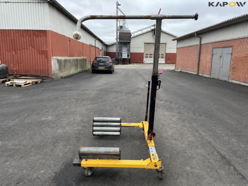 Gothia wheeled cart 8