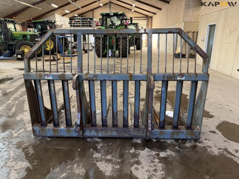 Grass grip with Volvo hitch 6