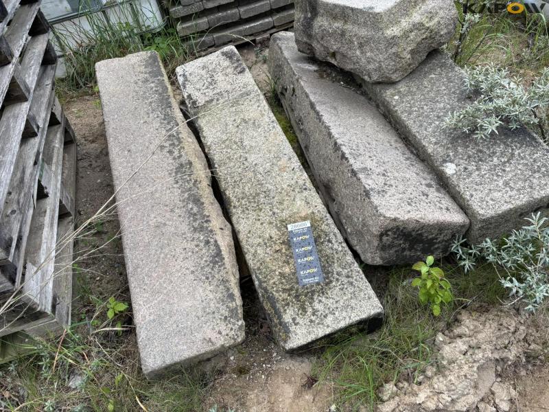 Granite stepping stones 4 pcs. 2