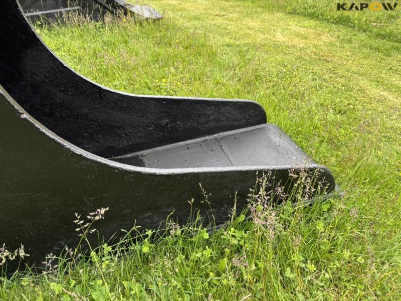 Excavator bucket 40 cm with S60 hitch 10