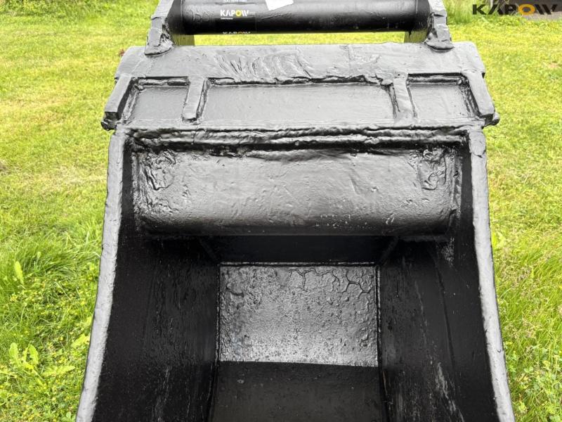 Excavator bucket 65 cm with S70 hitch 12