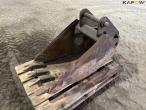 Excavator bucket with teeth 3
