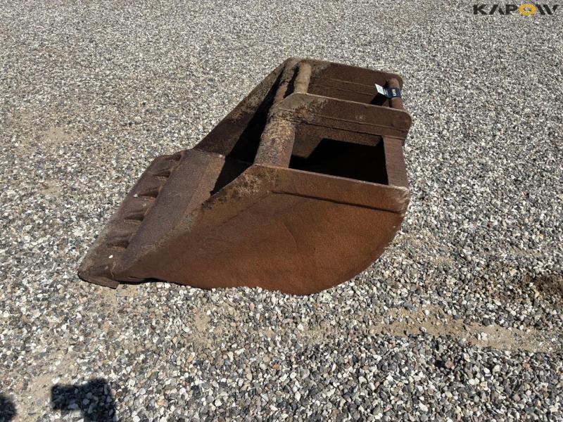 Excavator shovel 4