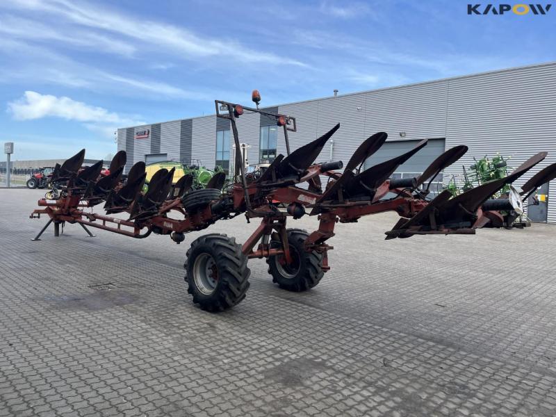 Gregoire-Besson 8 furrow reversible plough 7