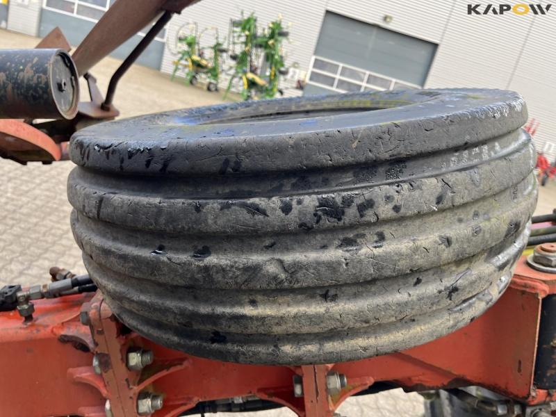 Gregoire-Besson 8 furrow reversible plough 32