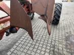 Gregoire-Besson 8 furrow reversible plough 31