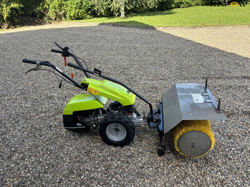 Grillo 8FB1RVS sweeper 4