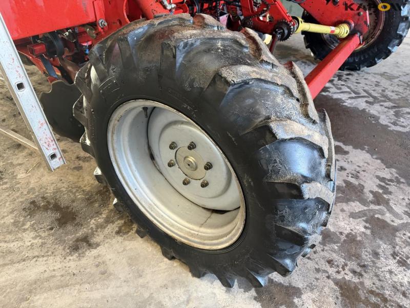 Grimme GL34 T potato planter 57