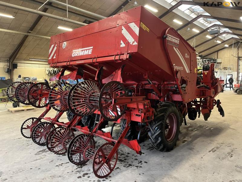 Grimme GL860 compact 8 row potato planter 4