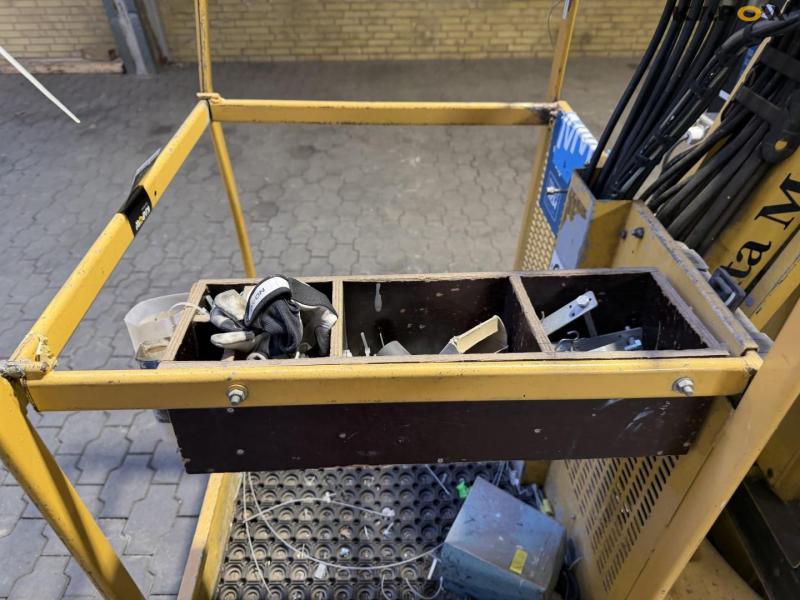 Grove manlift toucan 860 lift 17