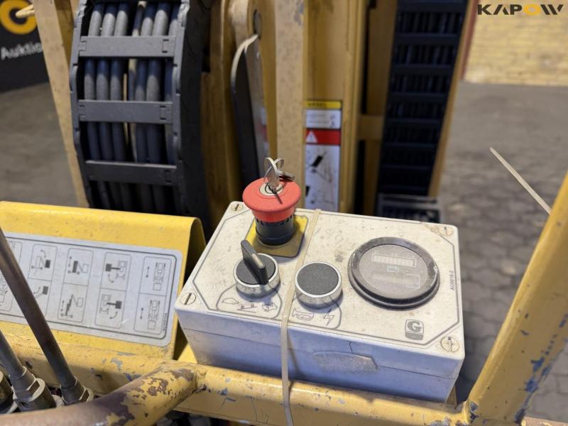 Grove manlift toucon 860 lift 12