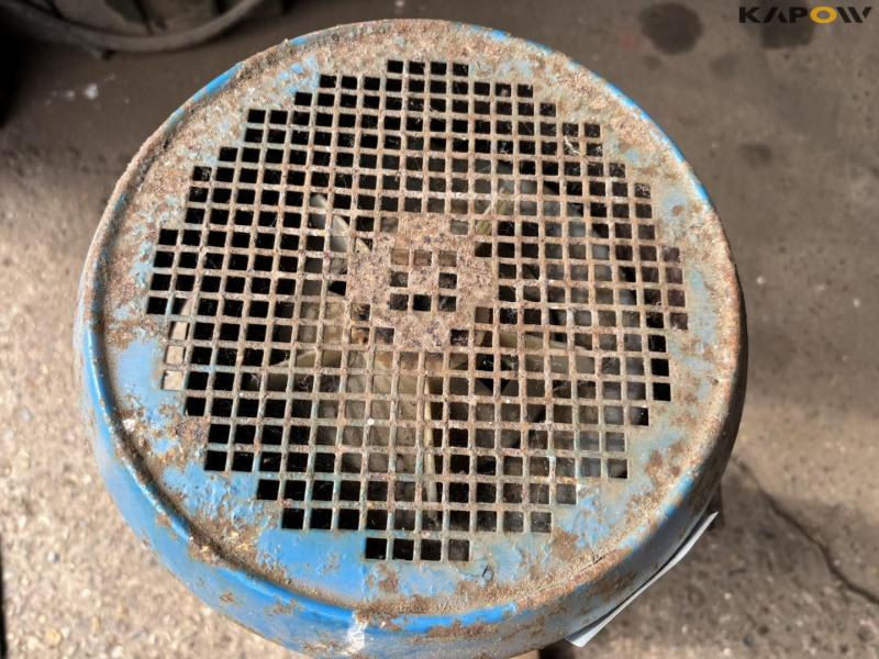 Groundwater pump 13
