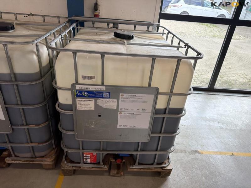 Gulf used hydraulic oil 3