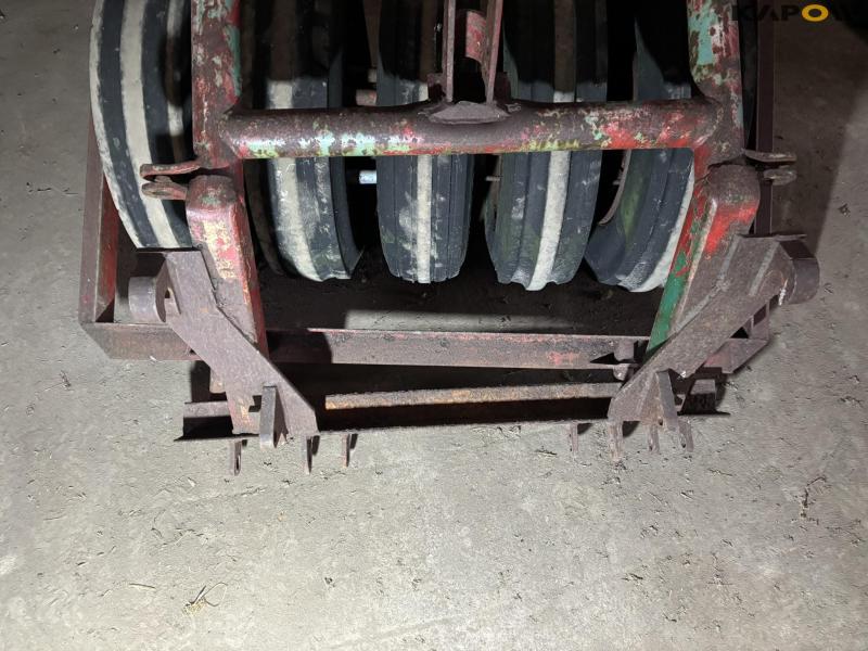 Rubber wheel front packages 10