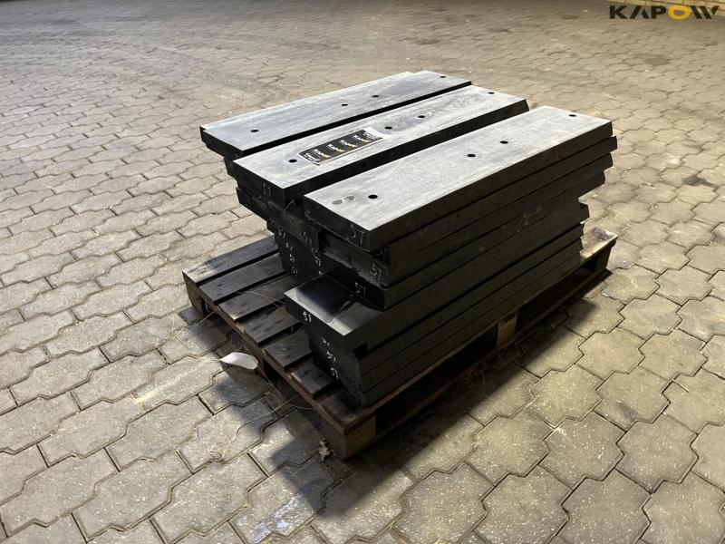 Rubber blades for snow plows 7